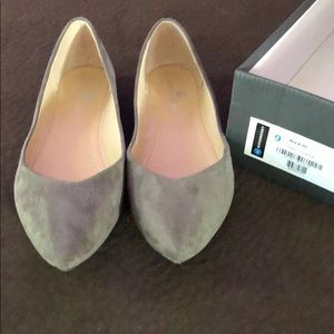 Riverberry "Ella" Pointed Toe Slip-on Ballet Flats